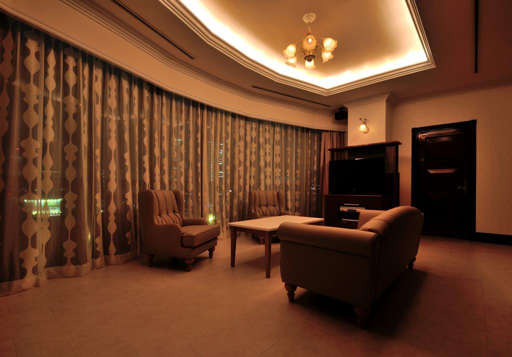 Hotel Alps (Adults Only) Osaka Dış mekan fotoğraf