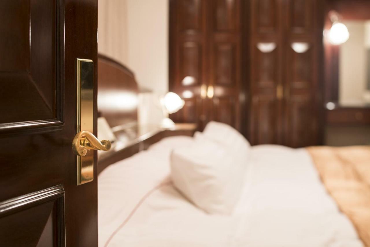 Hotel Alps (Adults Only) Osaka Dış mekan fotoğraf